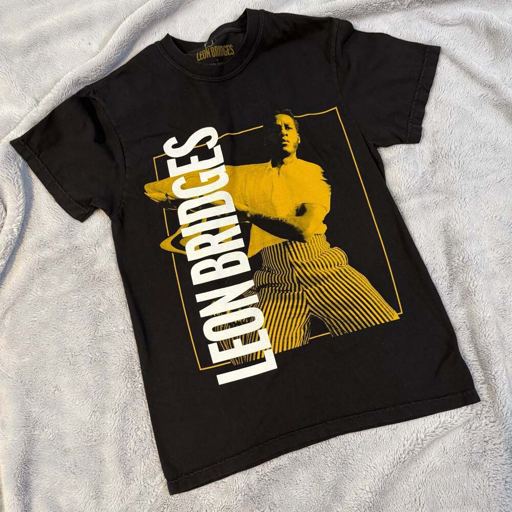 Leon Bridges 2022 US Spring Tour Concert T-Shirt